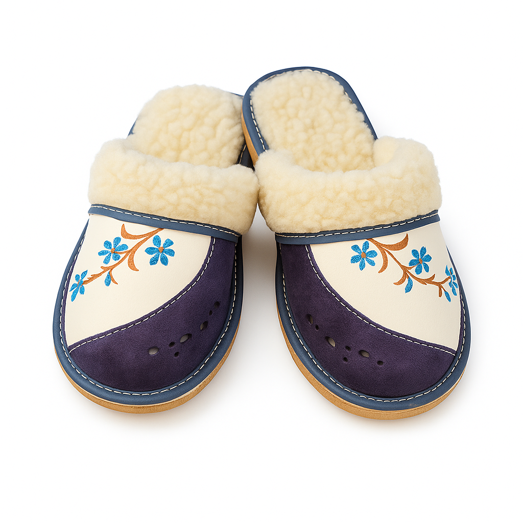 Chaussons en laine bleu