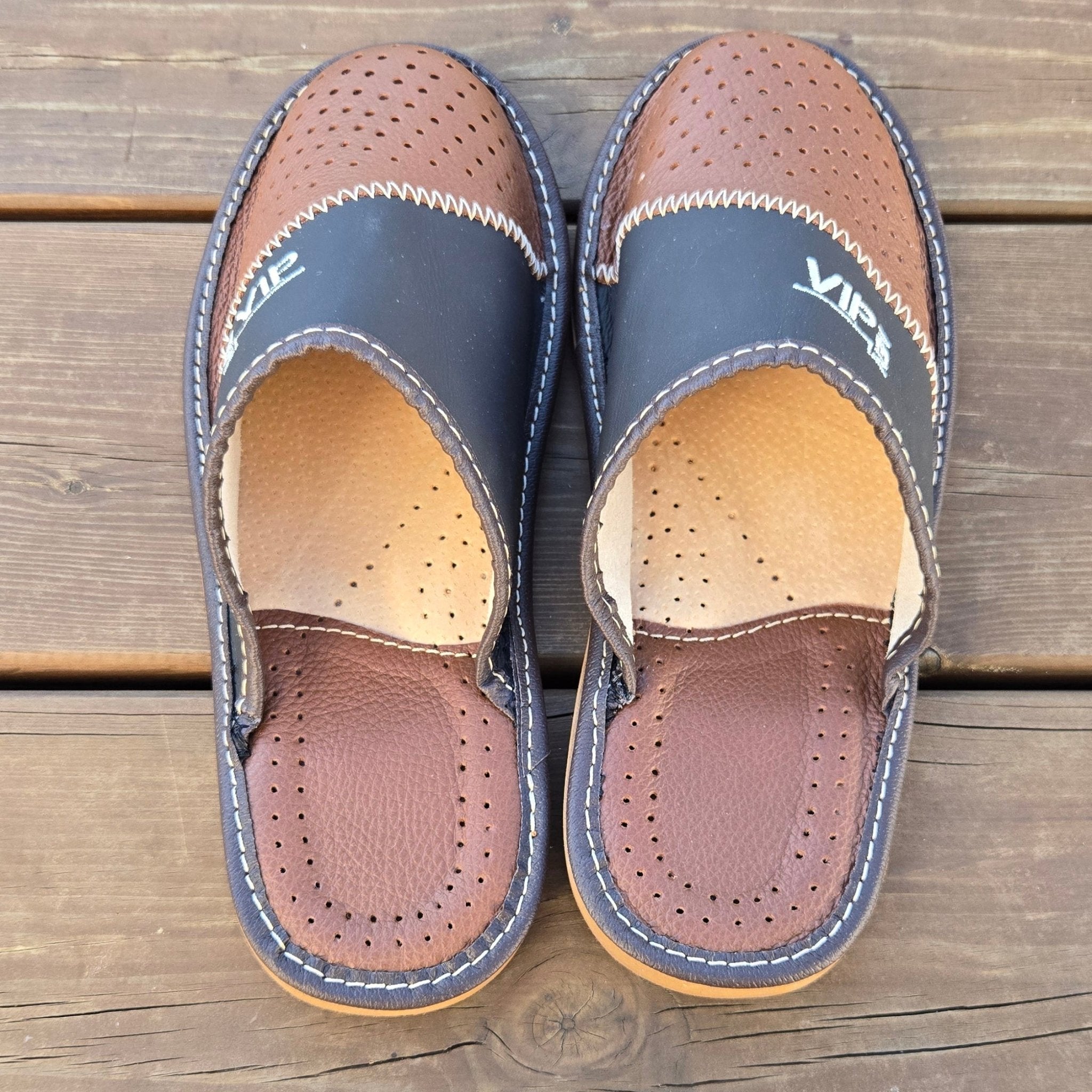 Labelpantoufle - Pantoufles cuir marron VIP