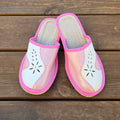 Pantoufles femme en cuir rose