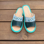 Mules femme cuir vert et bleu bout ouvert