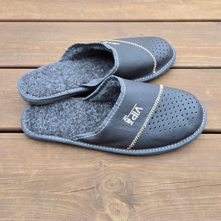 Labelpantoufle - Chaussons en laine marron foncé VIP