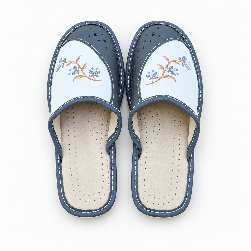 Pantoufles femme en cuir gris