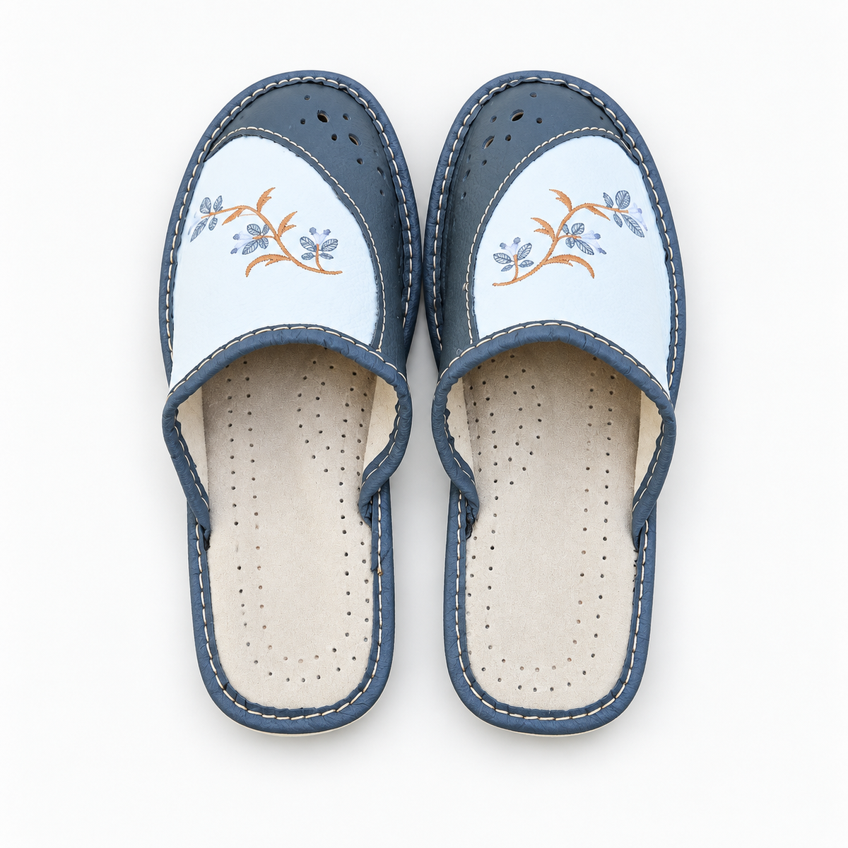 Pantoufles femme en cuir gris