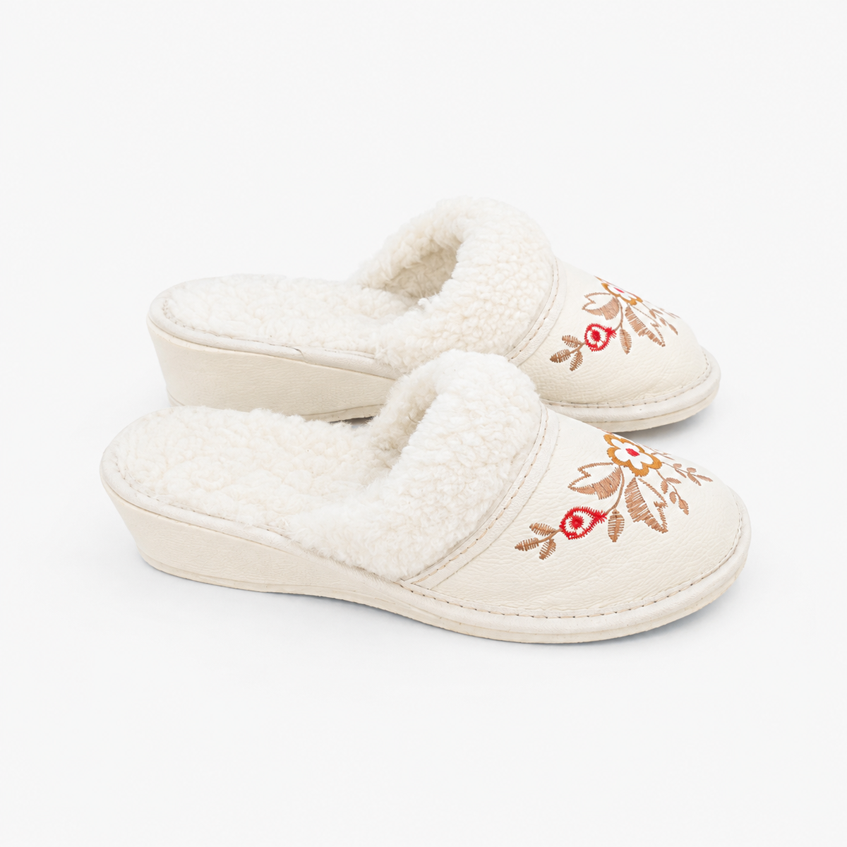 Chausson laine de mouton femme à talon 4 cm